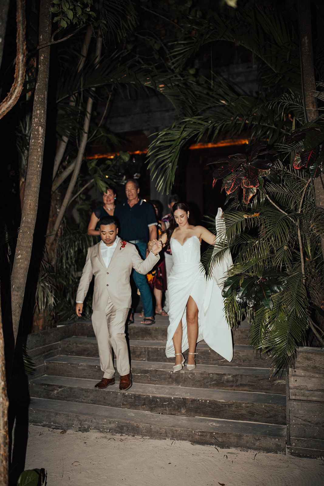 Taryn & Dan — photo 44